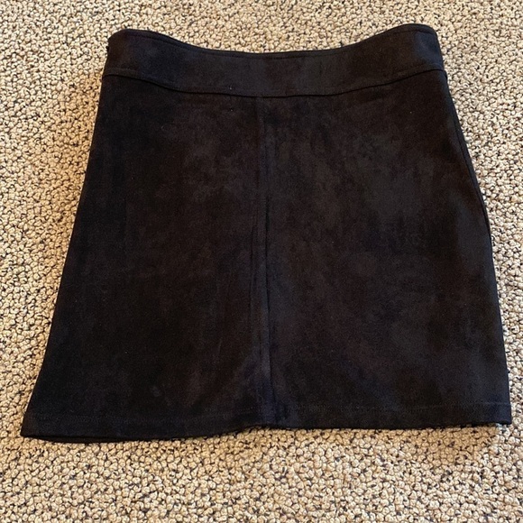 Suzette Black Mini Skirt w/ Lace Up Size Small in Like New Condition - Picture 6 of 9